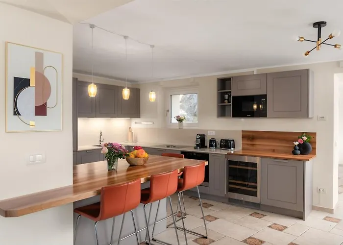 Melody By Aura Luxury Collection * 산 시로